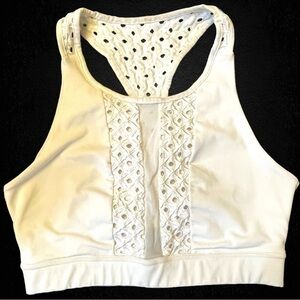 CARBON 38 sports white eyelet bra top